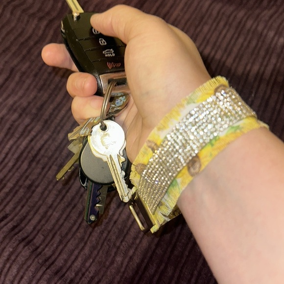 Frayed Rhinestone Wristlet Keychain. - Picture 2 of 2